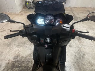 Wottan Storm-T 125cc con baúl GIVI 34L