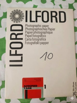 Papel fotográfico Ilford 18x24 caducado