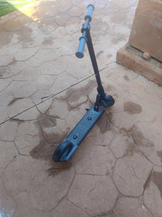 Patinete eléctrico infantil