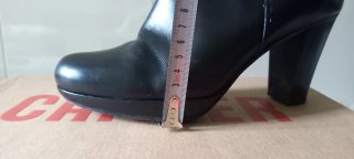 Botín Mujer Camper Negro Tacón