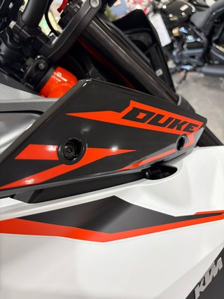 KTM 990 DUKE R NAKED