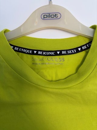 Camiseta Guess Verde Lima