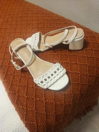Sandalias Marypaz Talla 38 Blancas