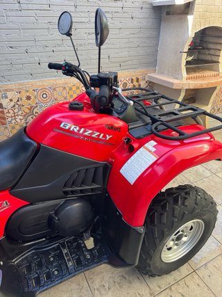 Yamaha Grizzly 660 Rojo