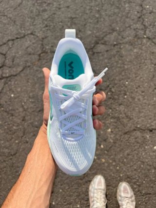 Nike Vomero 18
