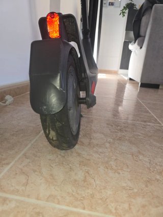 Patinete Eléctrico Xiaomi Casi Nuevo