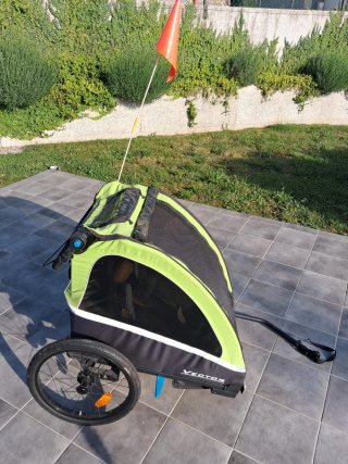 Carro de paseo para bicicleta Vector