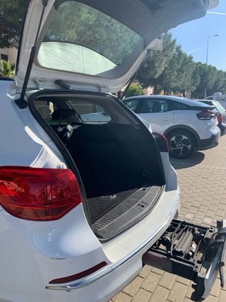 Opel Astra 2014 (portabicis integrado)