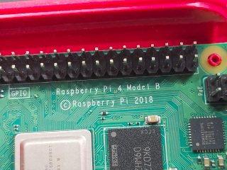 Raspberry Pi 4 Model B 2GB + SSD 32GB