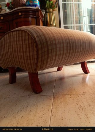 Taburete XXL ,de tela a cuadros