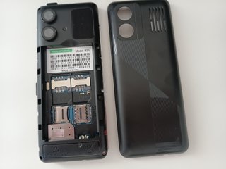 TELÉFONO MAXFONE B20. (TRES SIM). Tfno: 601444725.