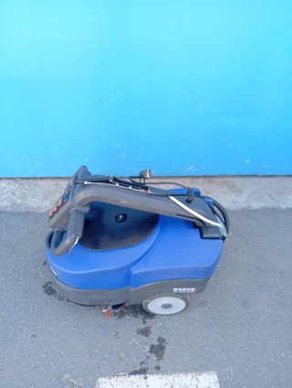 Fregadora industrial Dulevo H402C