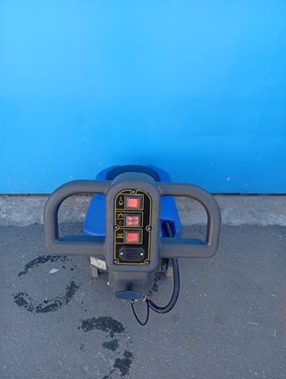 Fregadora industrial Dulevo H402C