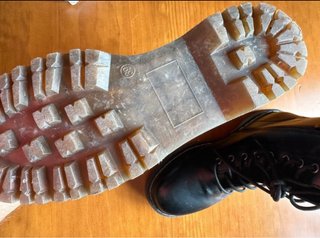 Botas negras con cordones