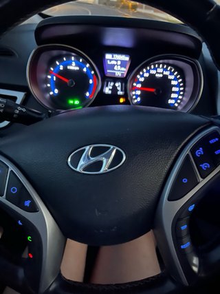 Se vende Hyundai i30 . Diésel .