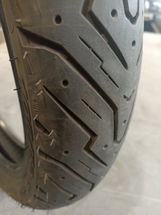 Rueda pirelli  para moto kymco 100/80-16
