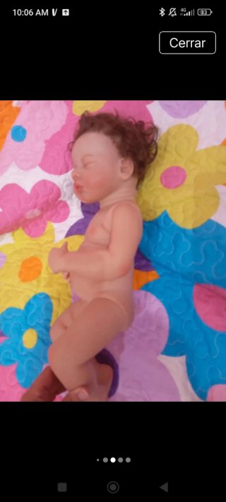 Muñeca de silicona realista