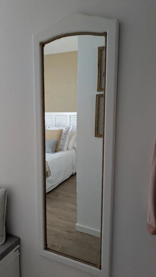Espejo de pared blanco madera