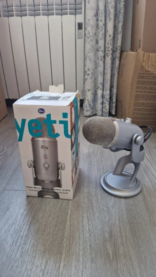 Micrófono Blue Yeti Plata