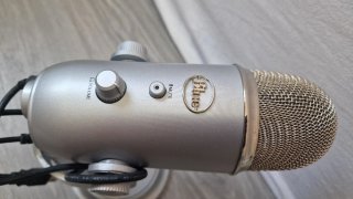 Micrófono Blue Yeti Plata