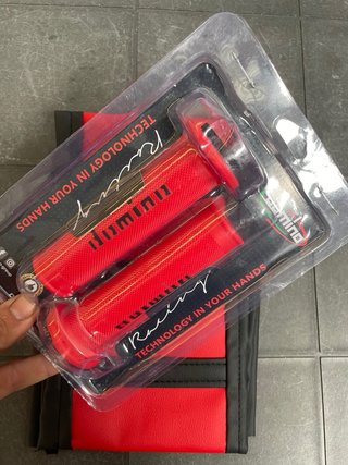 Puños Domino Funda asiento Roja