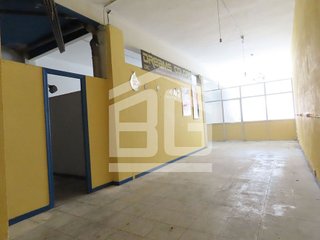 Local comercial en venta en Centre - Col.legis Nous - Riera Seca en Mollet del Vallès