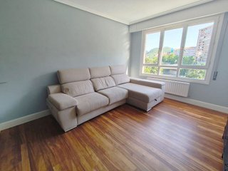 Piso en alquiler en Txurdinaga en Bilbao