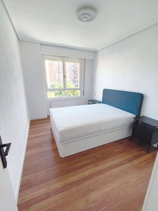 Piso en alquiler en Txurdinaga en Bilbao