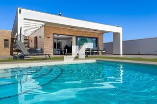 Chalet en venta en Madrigal en Villarreal