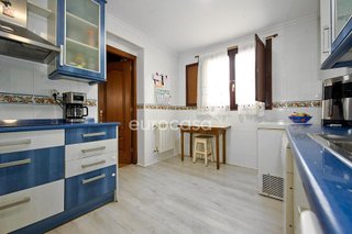 Casa adosada en venta en Entrambasaguas