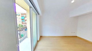 Piso en venta en Carolinas Altas en Alicante