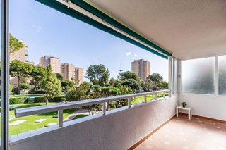 Piso en venta en Playamar en Torremolinos