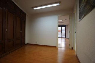 Oficina en venta en Centro en Torrelavega
