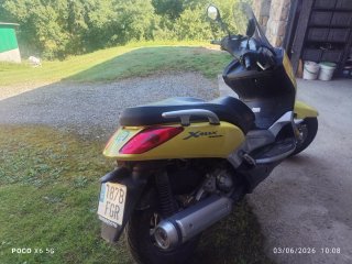Yamaha Xmax 250 Scooter