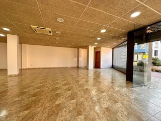 Local comercial en venta en Avinguda Catalunya en Palamós