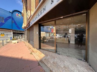 Local comercial en venta en Avinguda Catalunya en Palamós