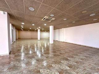Local comercial en venta en Avinguda Catalunya en Palamós