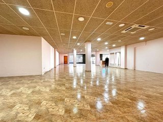 Local comercial en venta en Avinguda Catalunya en Palamós