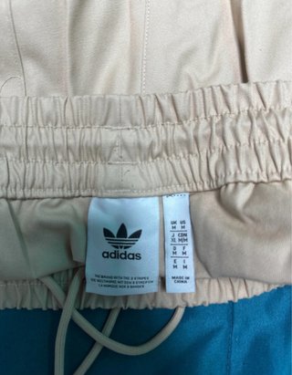 Pantalón chino Adidas Beige