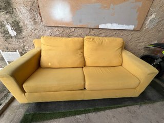 Sofá cama amarillo tela
