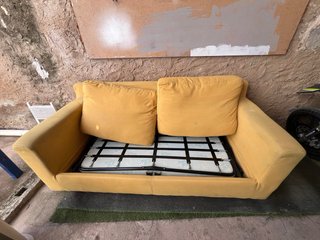 Sofá cama amarillo tela
