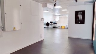 Oficina en alquiler en Les Corts en Barcelona