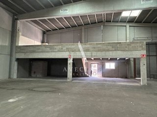 Nave industrial en alquiler en Sant Esteve Sesrovires