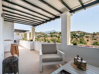 Ático en alquiler en Benahavís