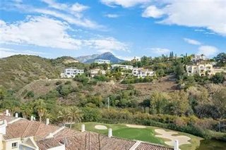 Ático en alquiler en Benahavís
