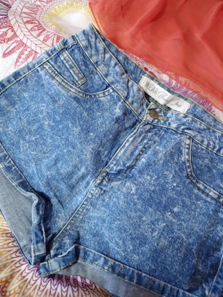 Conjunto Verano: Top Naranja y Shorts