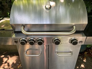 Barbecue a gas funzionante. Ritiro in loco