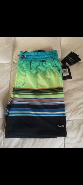 Bañador Hurley Phantom original a estrenar.