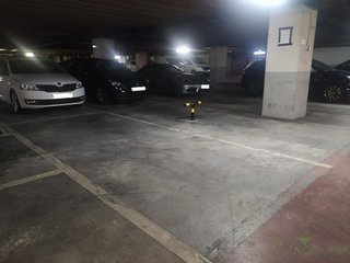 Garaje en alquiler en Zona Teatro Campoamor en Oviedo