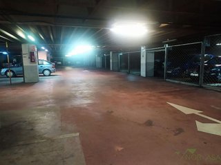 Garaje en alquiler en Zona Teatro Campoamor en Oviedo